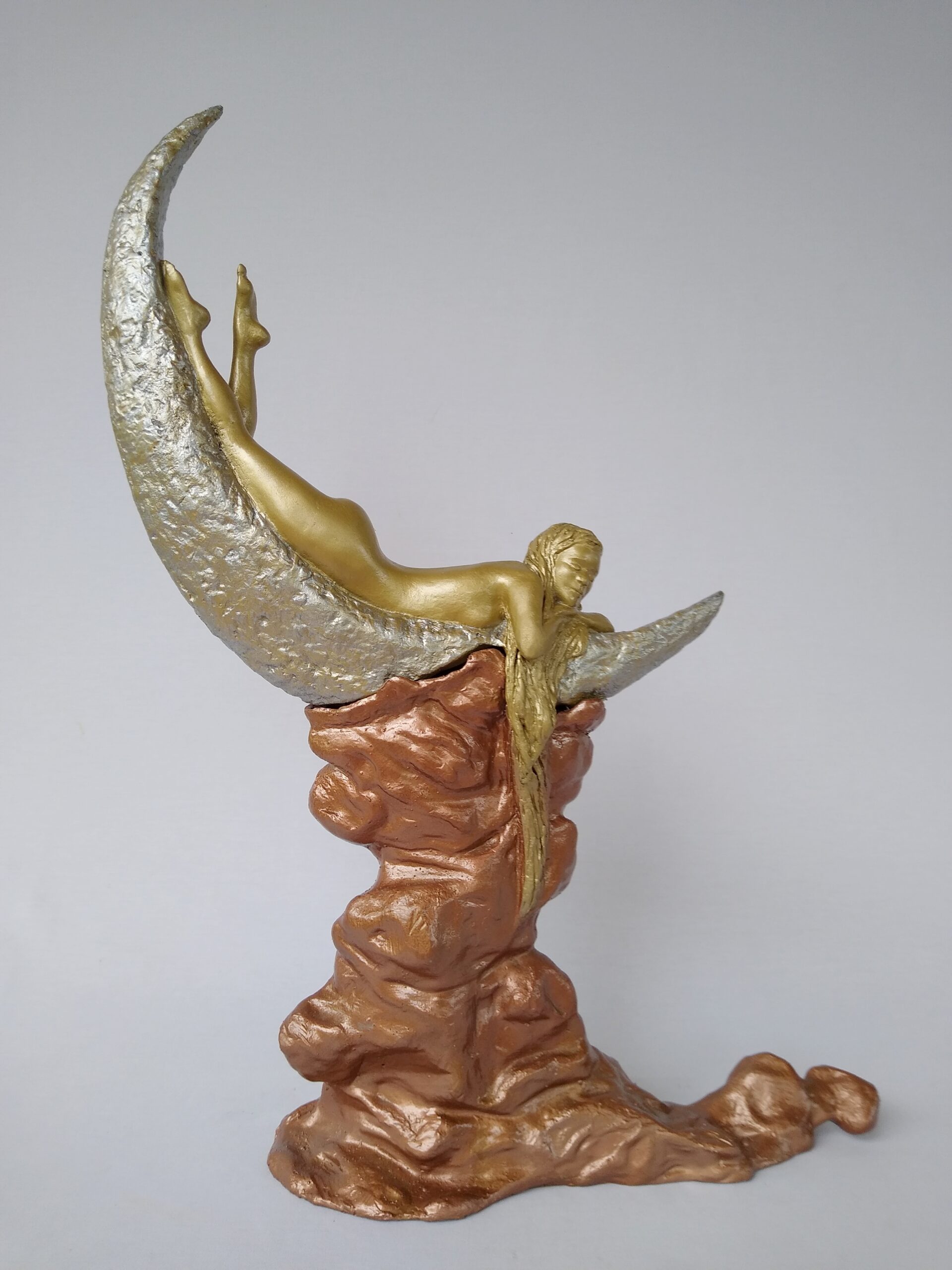 Woman on the moon, 19x23x6 bronze