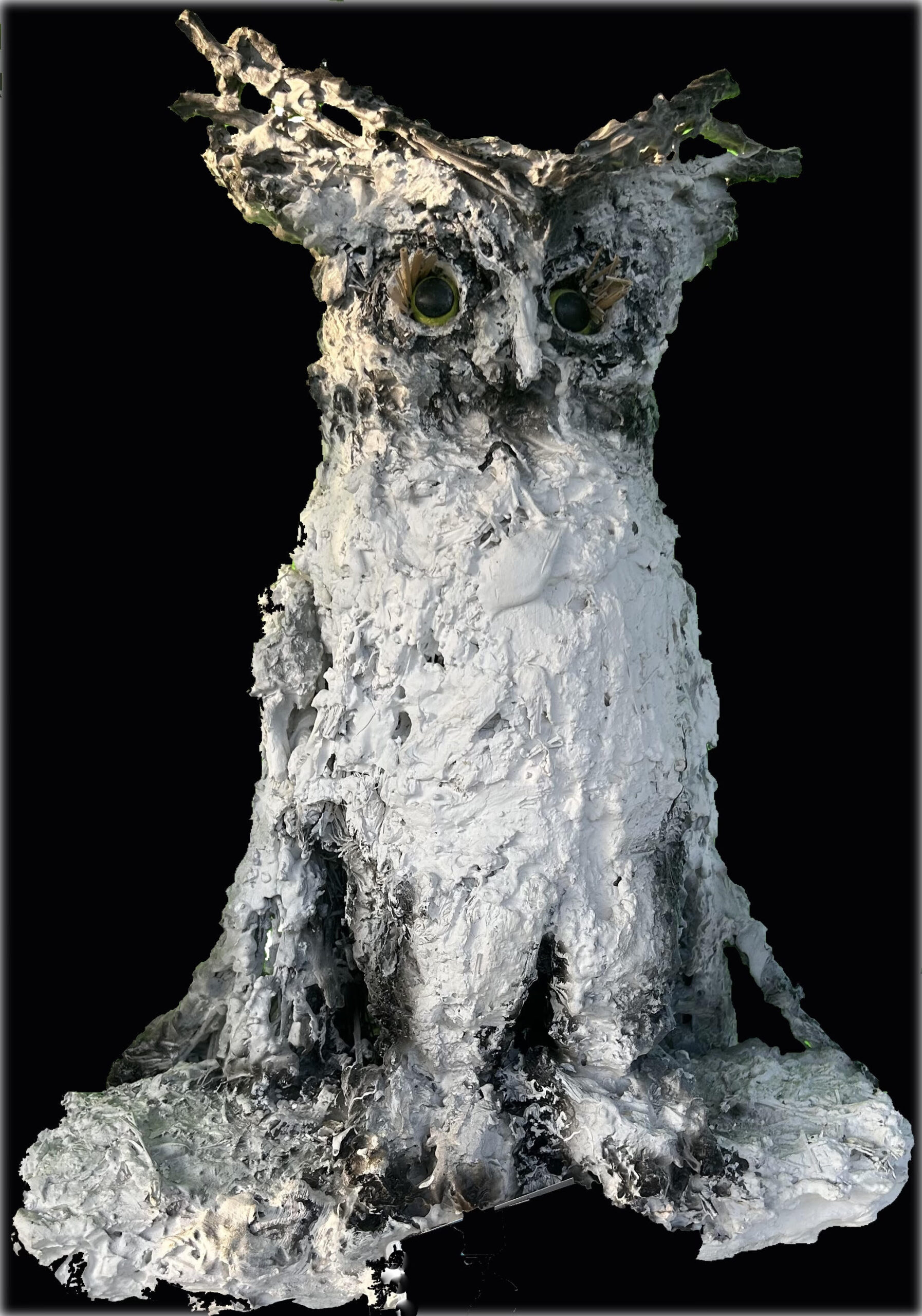 GUARDIAN OF THE HOUSE - 4 x 2 x 1 feet, straw/plaster